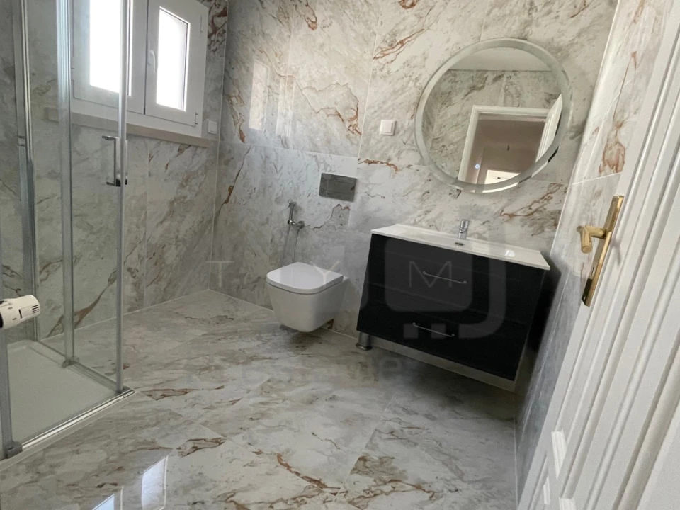 Moradia T6 para Venda em São João Baptista e Santa Maria dos Olivais Foto 22