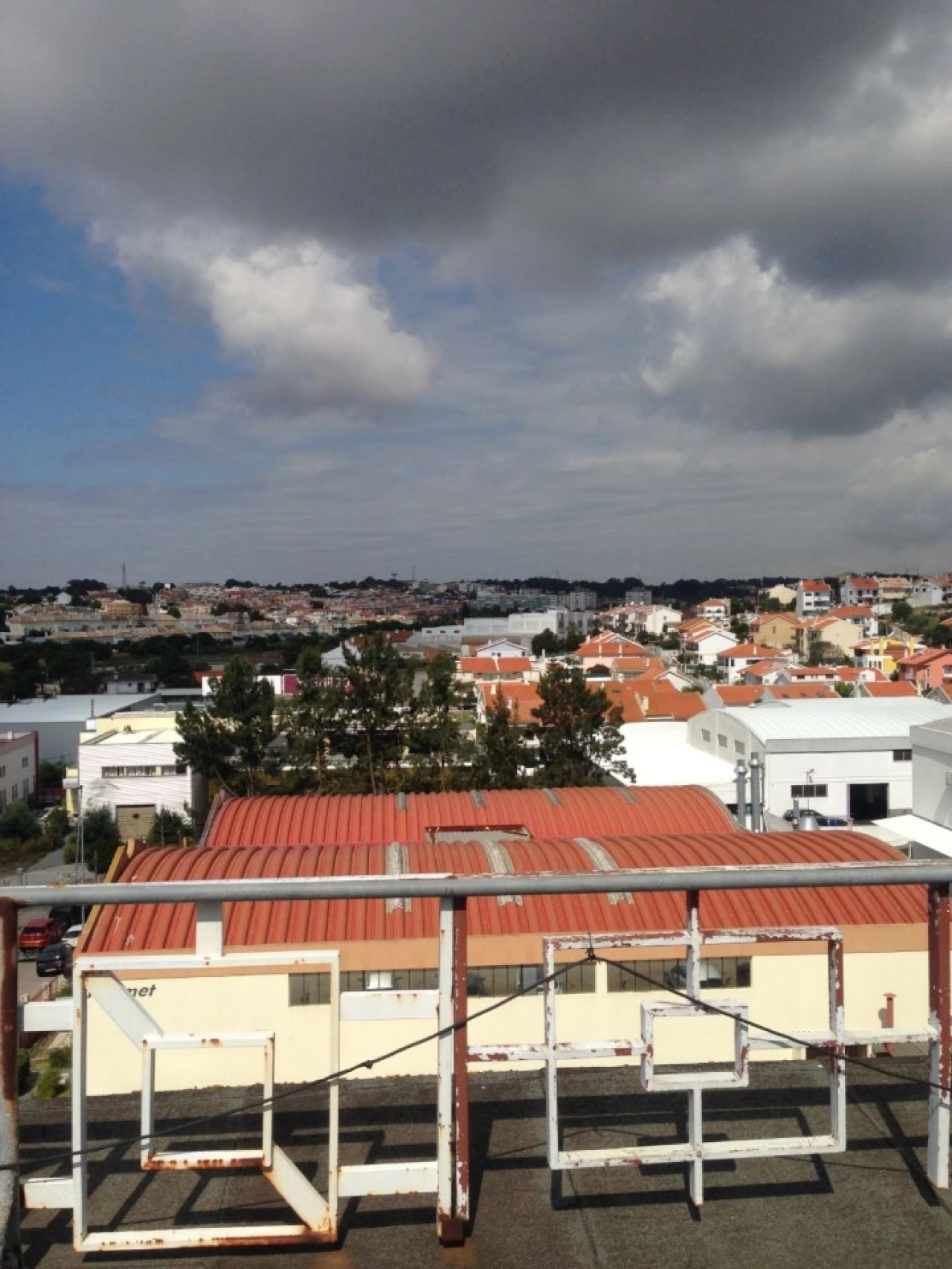 Prédio para Venda em Laranjeiro e Feijó Foto 5