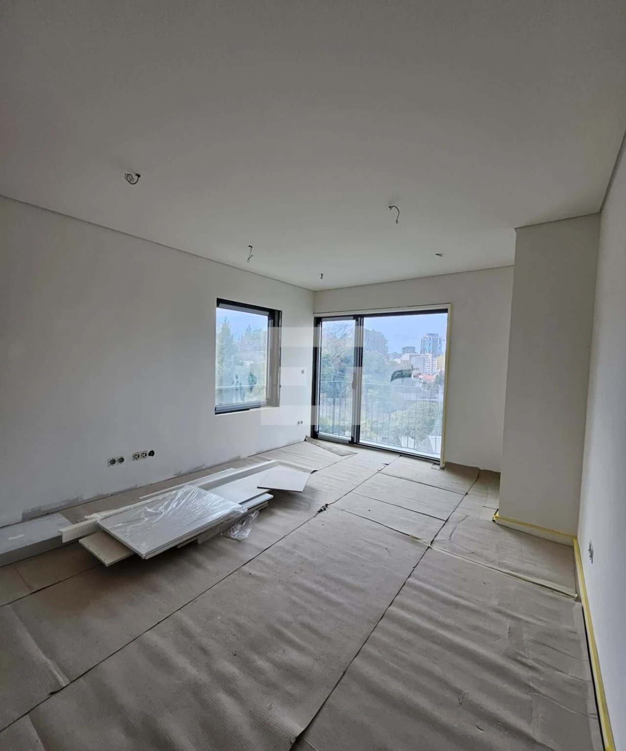 Apartamento T1 para Venda em Cedofeita, Santo Ildefonso, Sé, Miragaia, São Nicolau e Vitória Foto 1