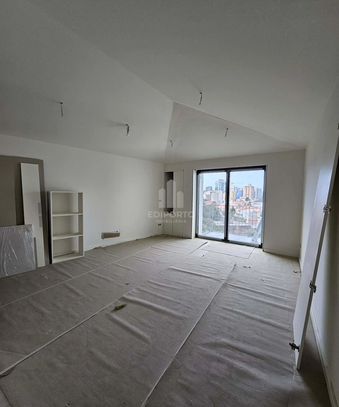Apartamento T2 para Venda em Cedofeita, Santo Ildefonso, Sé, Miragaia, São Nicolau e Vitória Foto 2