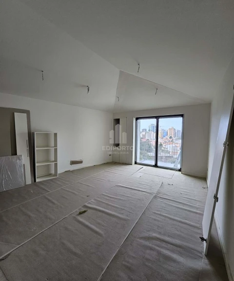 Apartamento T2 para Venda em Cedofeita, Santo Ildefonso, Sé, Miragaia, São Nicolau e Vitória