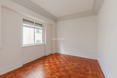 Apartamento T4 para Venda em Santo António
