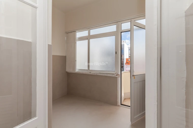 Apartamento T4 para Venda em Santo António Foto 30