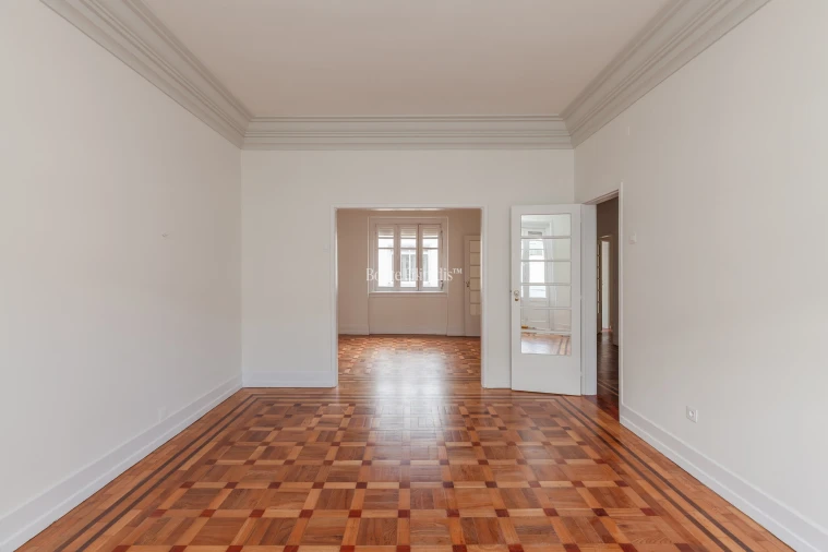 Apartamento T4 para Venda em Santo António Foto 10