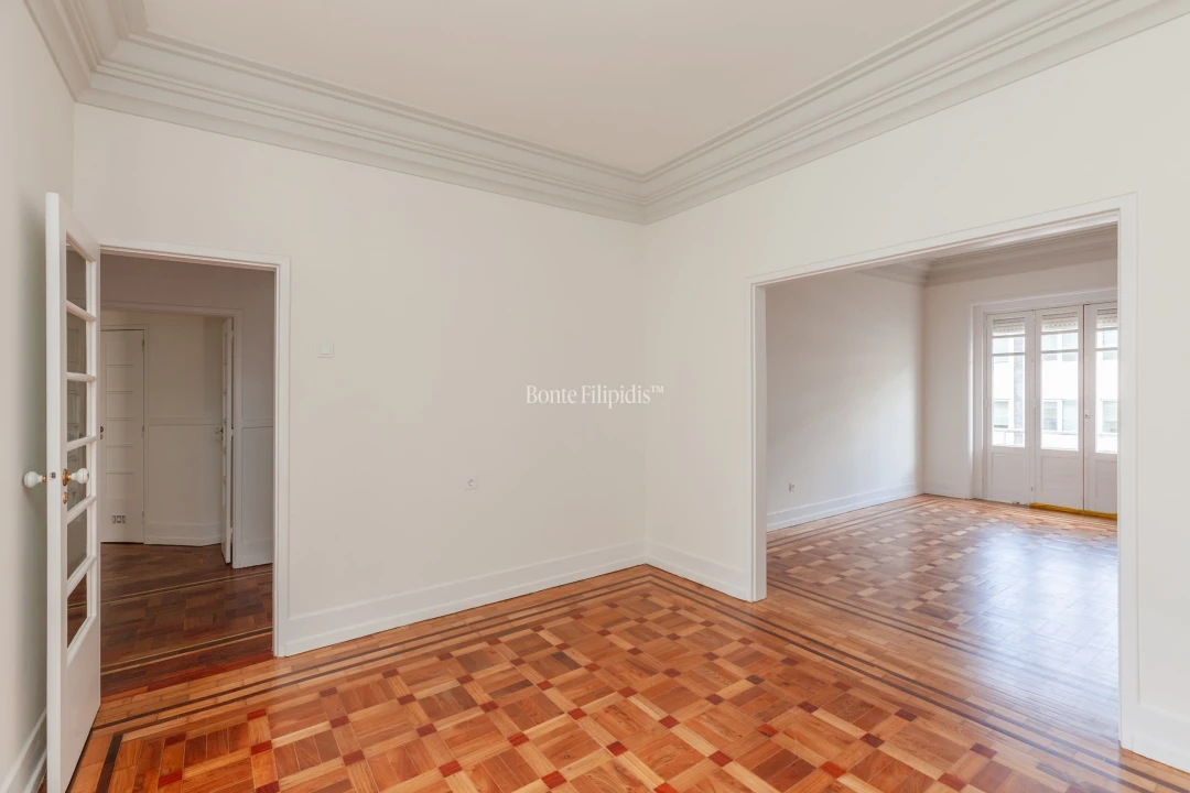 Apartamento T4 para Venda em Santo António Foto 12