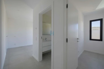 Moradia T3 para Venda em Mexilhoeira Grande