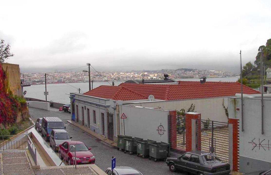 Prédio para Venda em Almada, Cova da Piedade, Pragal e Cacilhas Foto 2