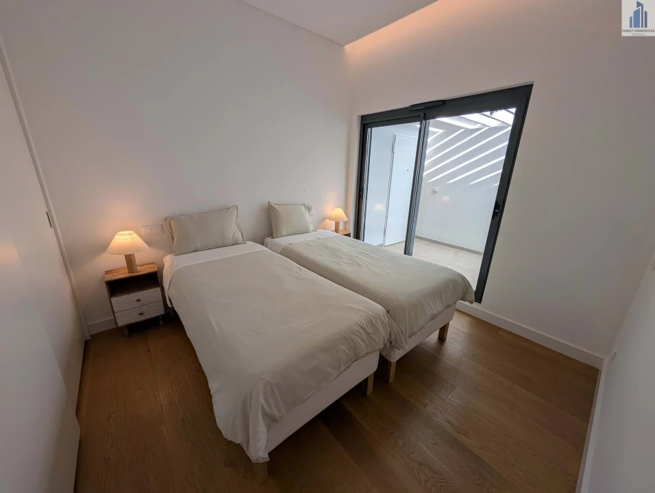 Apartamento T3 para Venda em São Martinho Foto 19