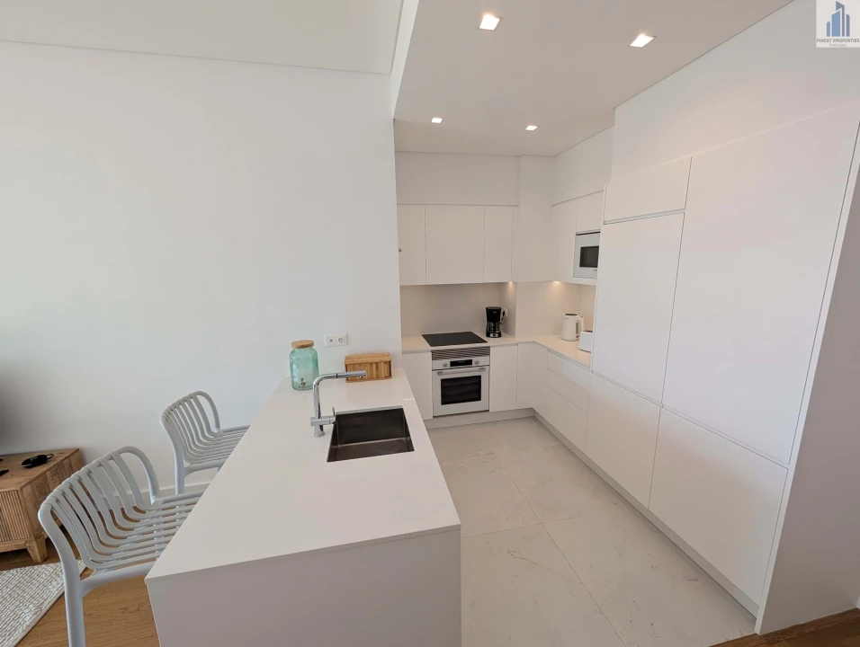 Apartamento T3 para Venda em São Martinho Foto 8