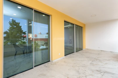 Apartamento T2 para Venda em Lagos (São Sebastião e Santa Maria)