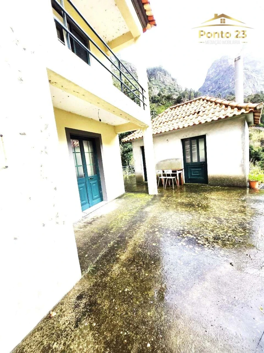 Moradia T3 para Venda em Curral das Freiras Foto 7