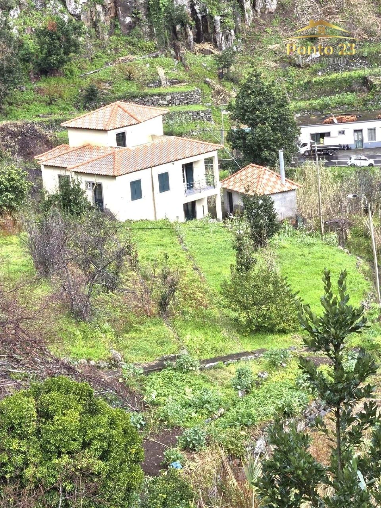 Moradia T3 para Venda em Curral das Freiras Foto 4