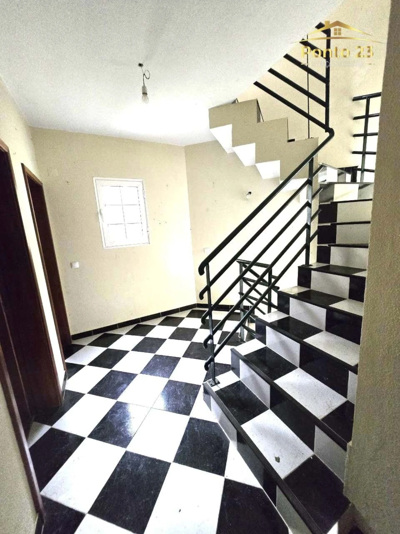 Moradia T3 para Venda em Curral das Freiras Foto 14