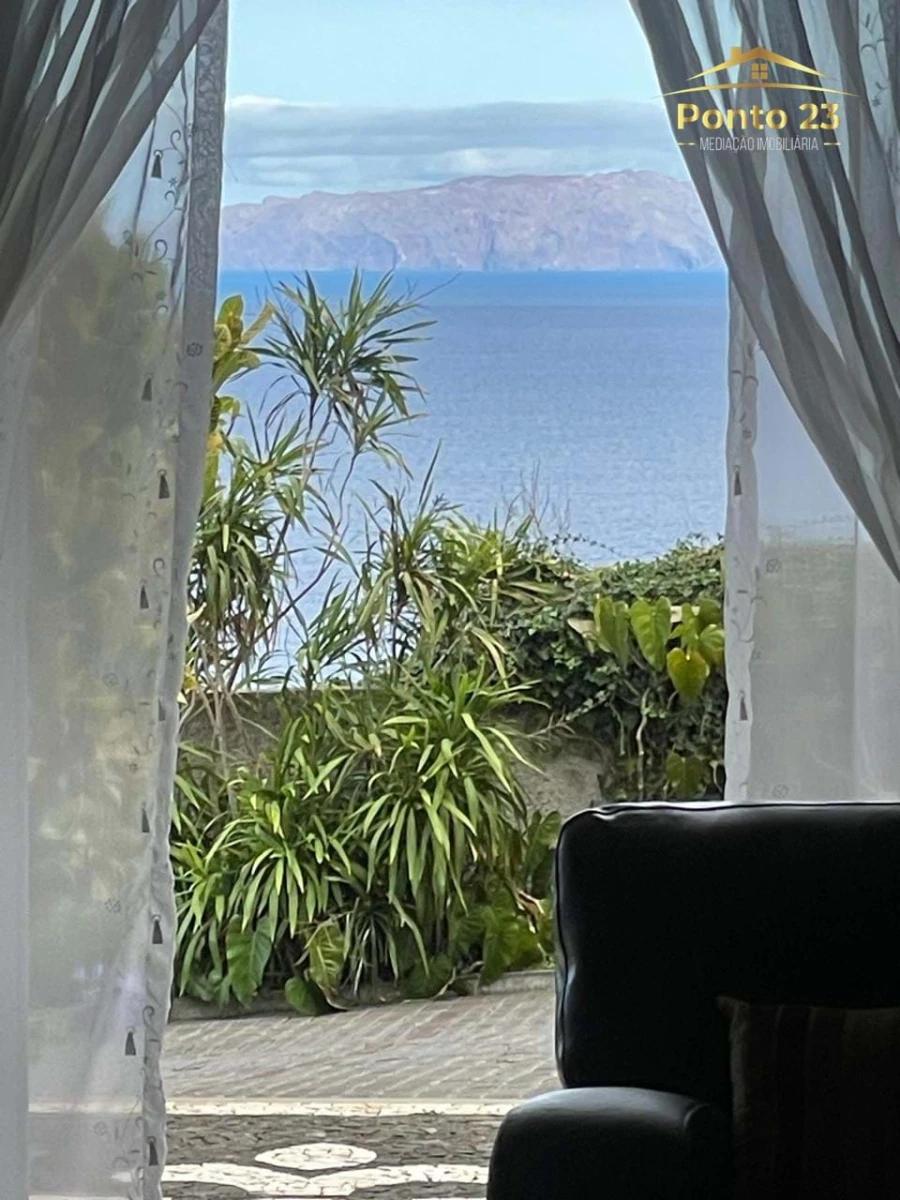 Moradia T4 para Venda em Santa Cruz Foto 8