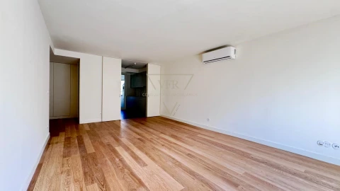 Apartamento T2 para Venda em Santo António