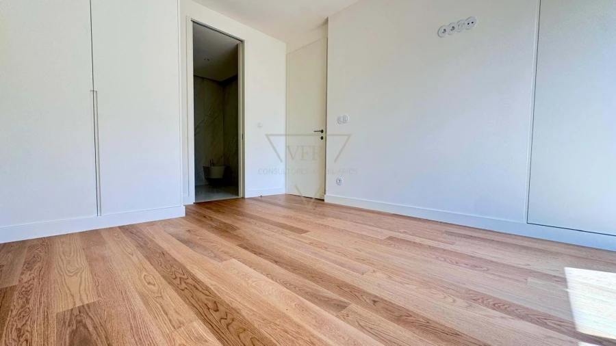Apartamento T2 para Venda em Santo António Foto 26