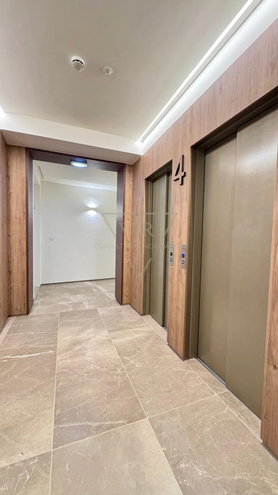 Apartamento T2 para Venda em Santo António Foto 8