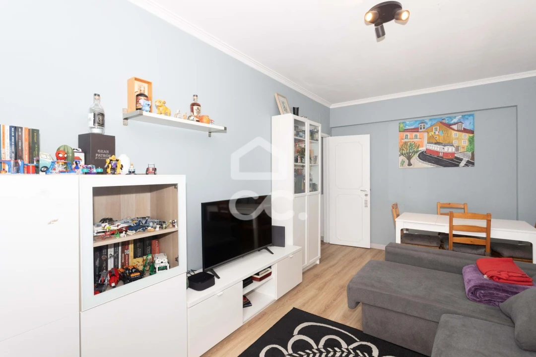 Apartamento T2 para Venda em Odivelas Foto 17