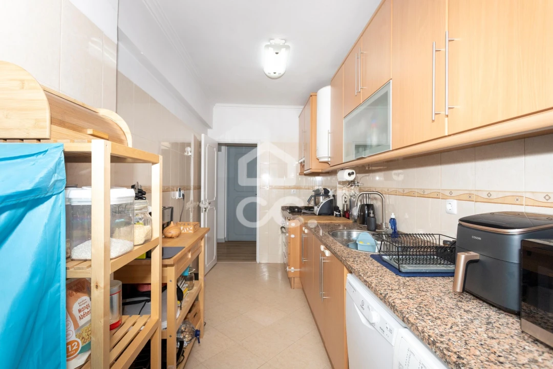 Apartamento T2 para Venda em Odivelas Foto 14