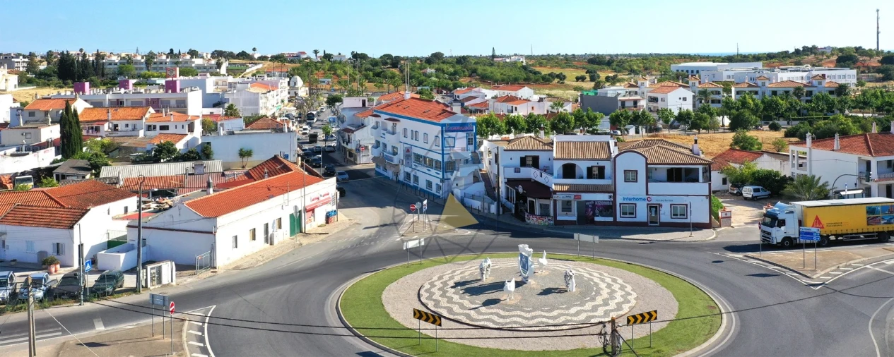 Negócio para Venda em Guia Foto 16