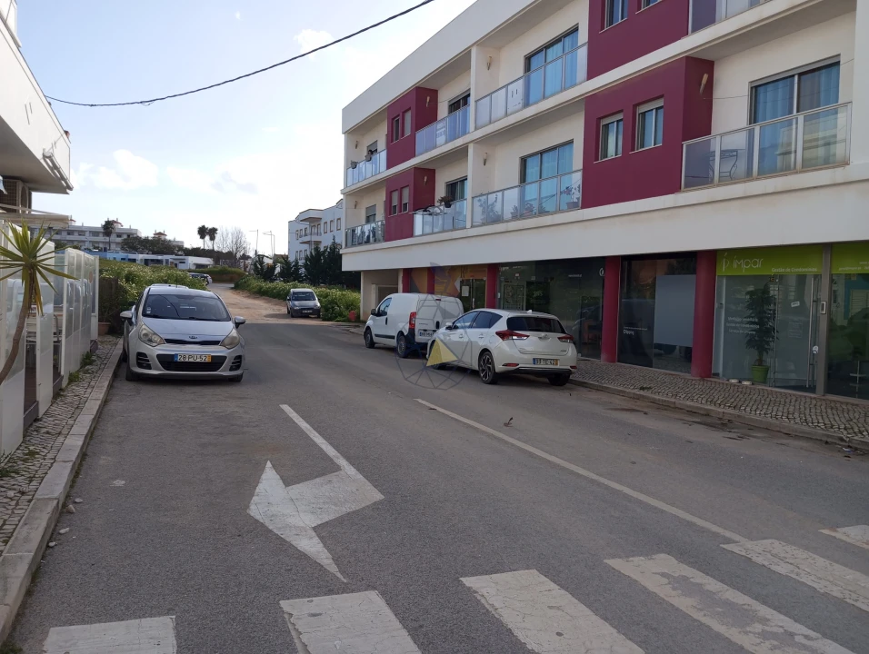 Negócio para Venda em Guia Foto 4