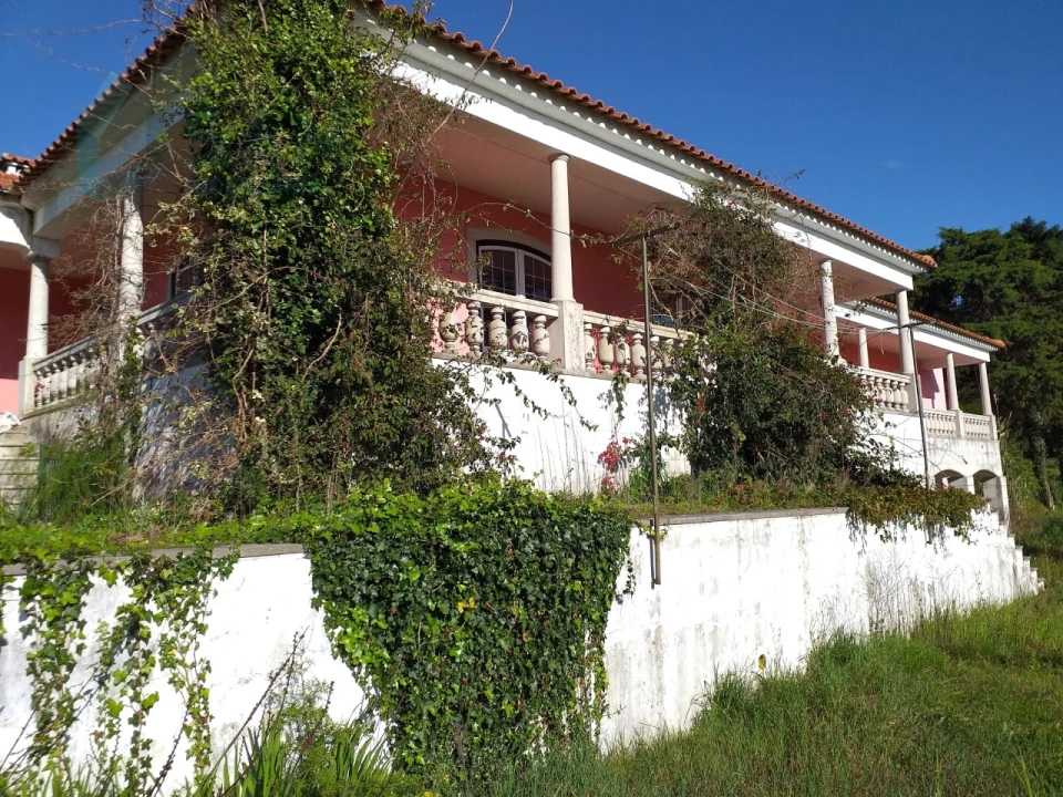 Moradia T6 para Venda em Santa Maria, São Pedro e Sobral da Lagoa Foto 44