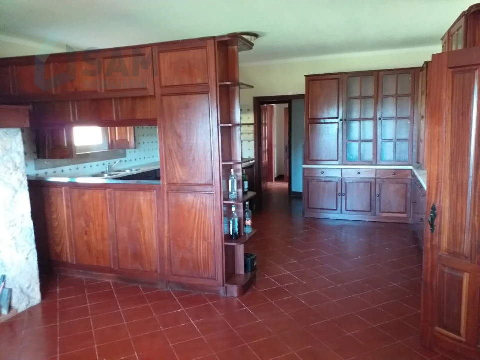 Moradia T6 para Venda em Santa Maria, São Pedro e Sobral da Lagoa Foto 27