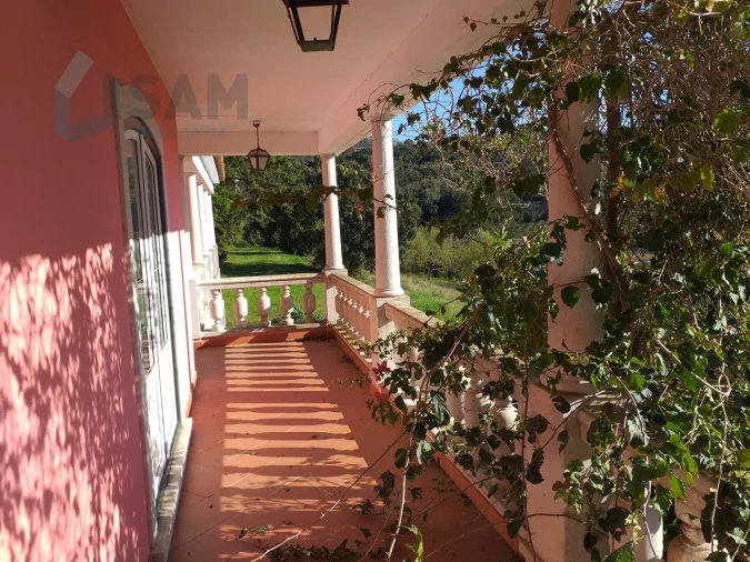 Moradia T6 para Venda em Santa Maria, São Pedro e Sobral da Lagoa Foto 42