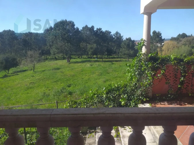 Moradia T6 para Venda em Santa Maria, São Pedro e Sobral da Lagoa Foto 51