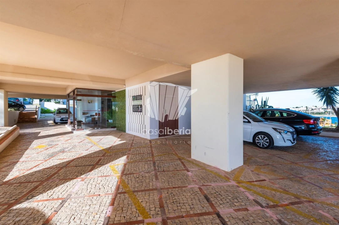 Apartamento T2 para Venda em Portimão Foto 3