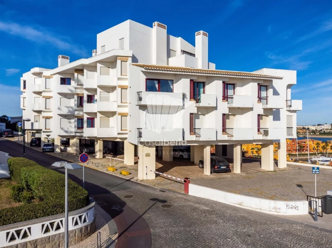 Apartamento T2 para Venda em Portimão Foto 2