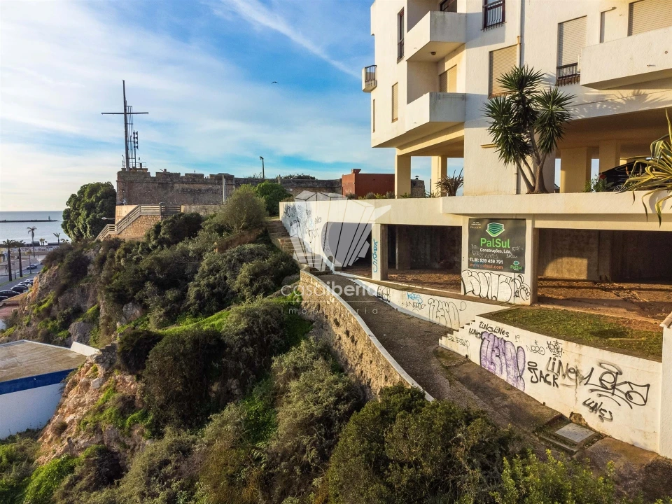 Apartamento T2 para Venda em Portimão Foto 5