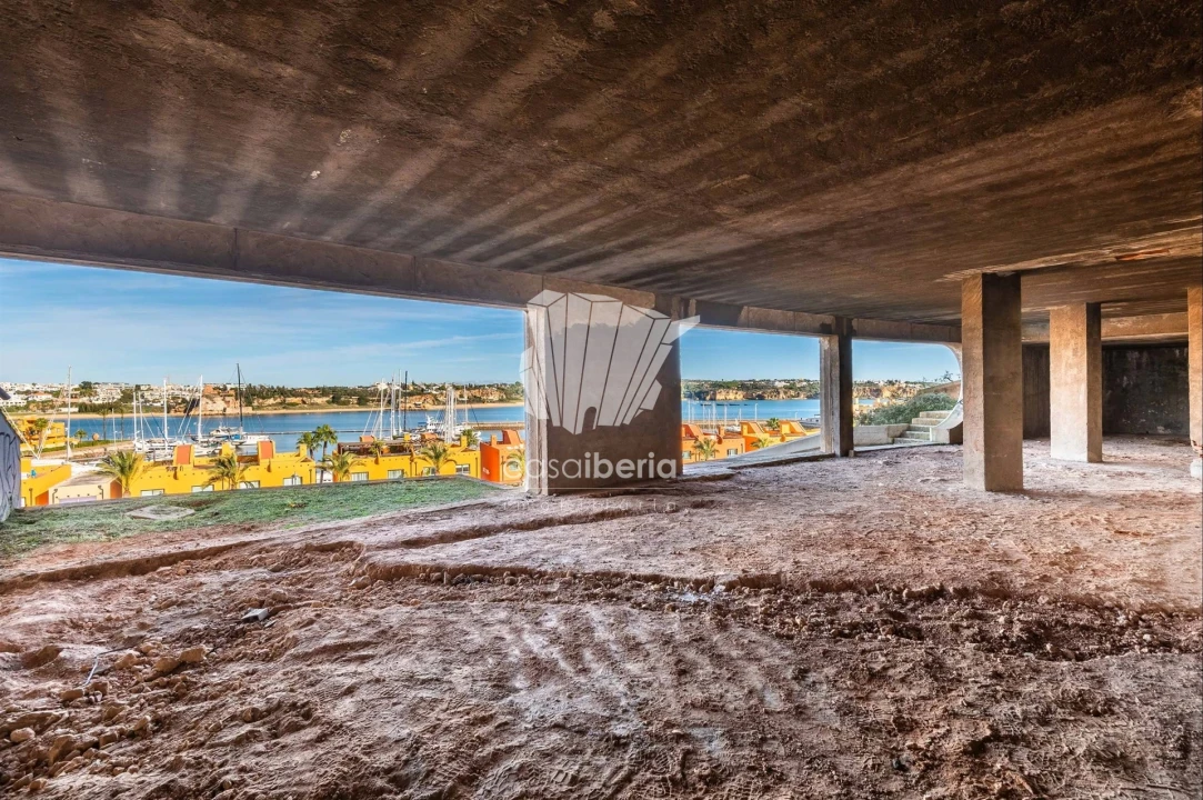 Apartamento T2 para Venda em Portimão Foto 12