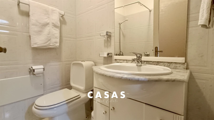 Moradia T4 para Venda em Quinta Grande Foto 14