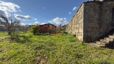 Moradia T1 para Venda em Barreiros e Cepões