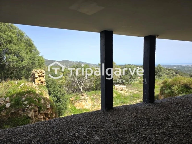 Moradia T4 para Venda em Santa Barbara de Nexe Foto 70