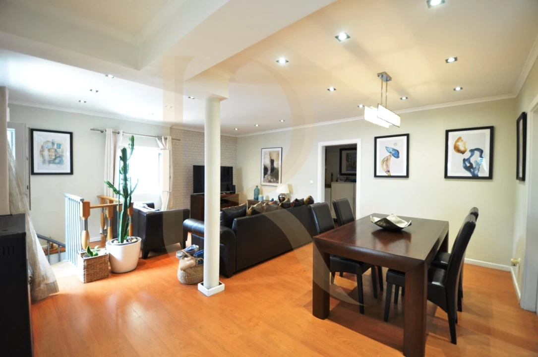 Moradia T4 para Venda em Cascais e Estoril Foto 6