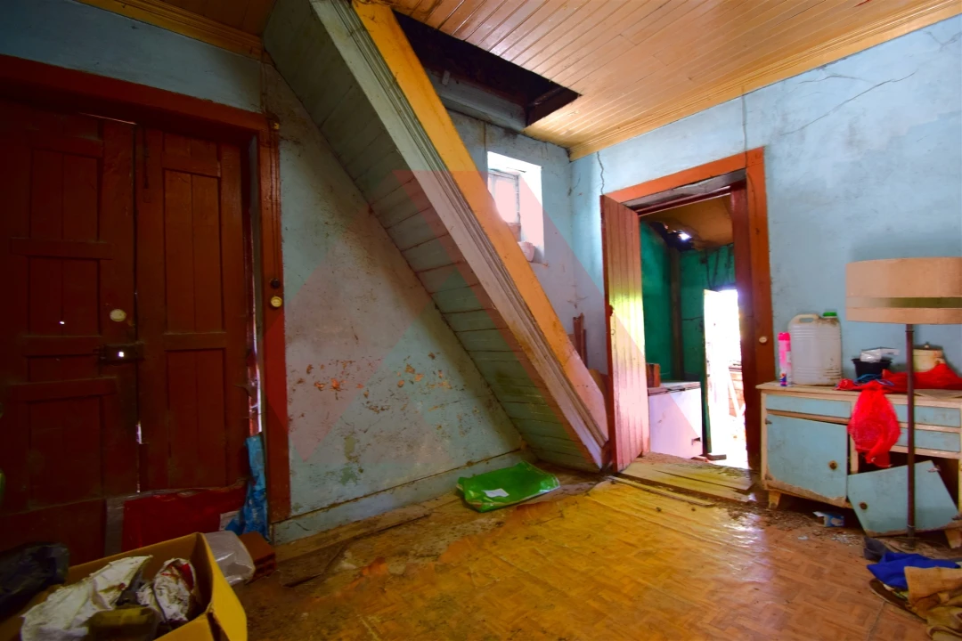 Moradia T0 para Venda em Candosa Foto 3