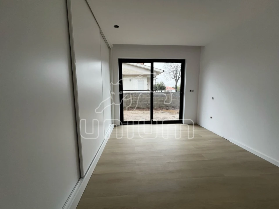 Moradia T3 para Venda em Reboreda e Nogueira Foto 11