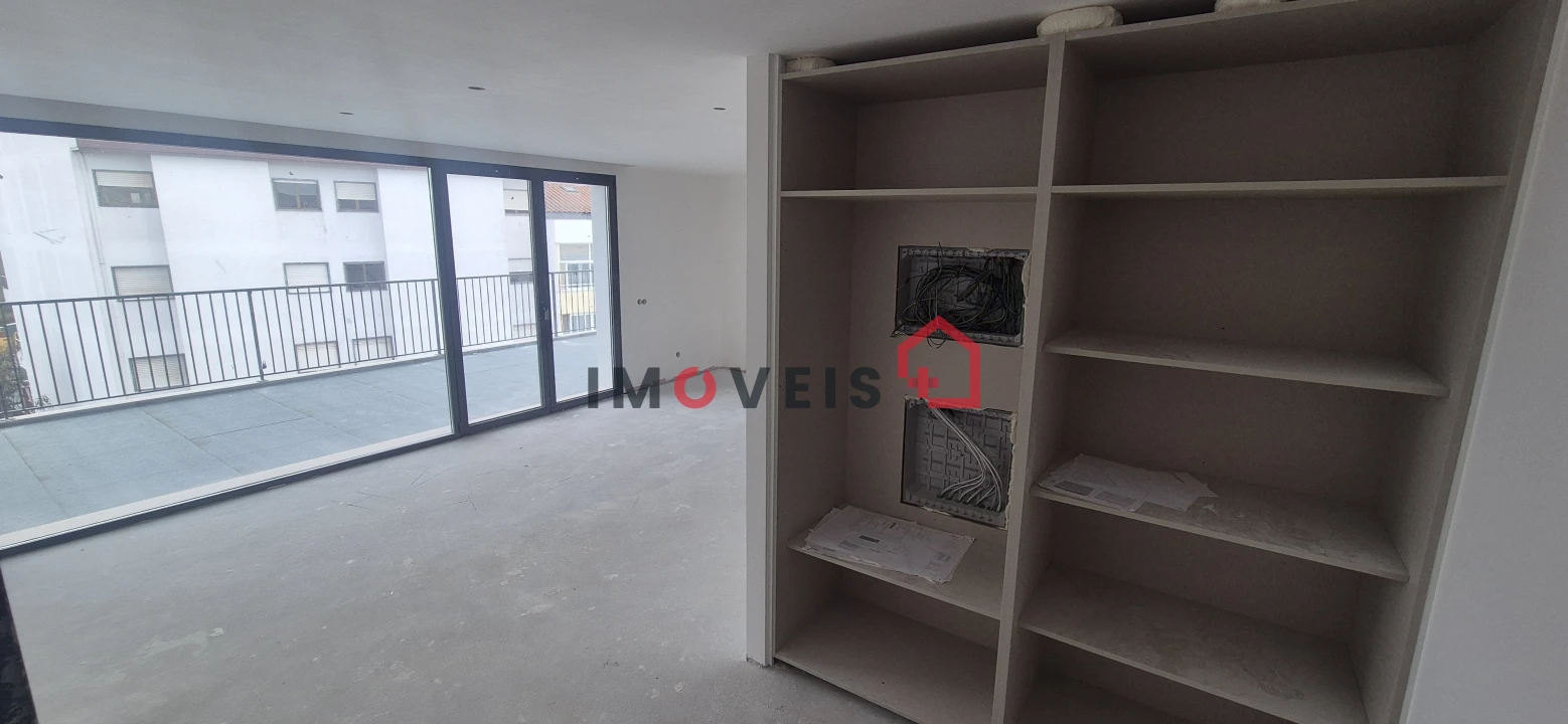 Apartamento T4 para Venda em Fatima Foto 9