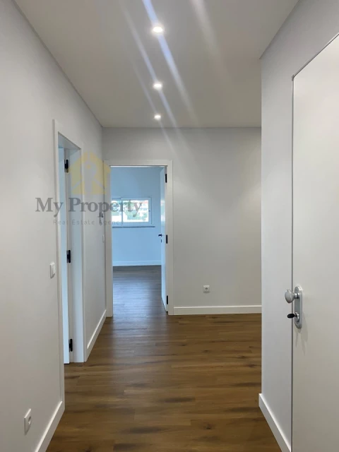 Apartamento T3 para Venda em Albufeira e Olhos de Água