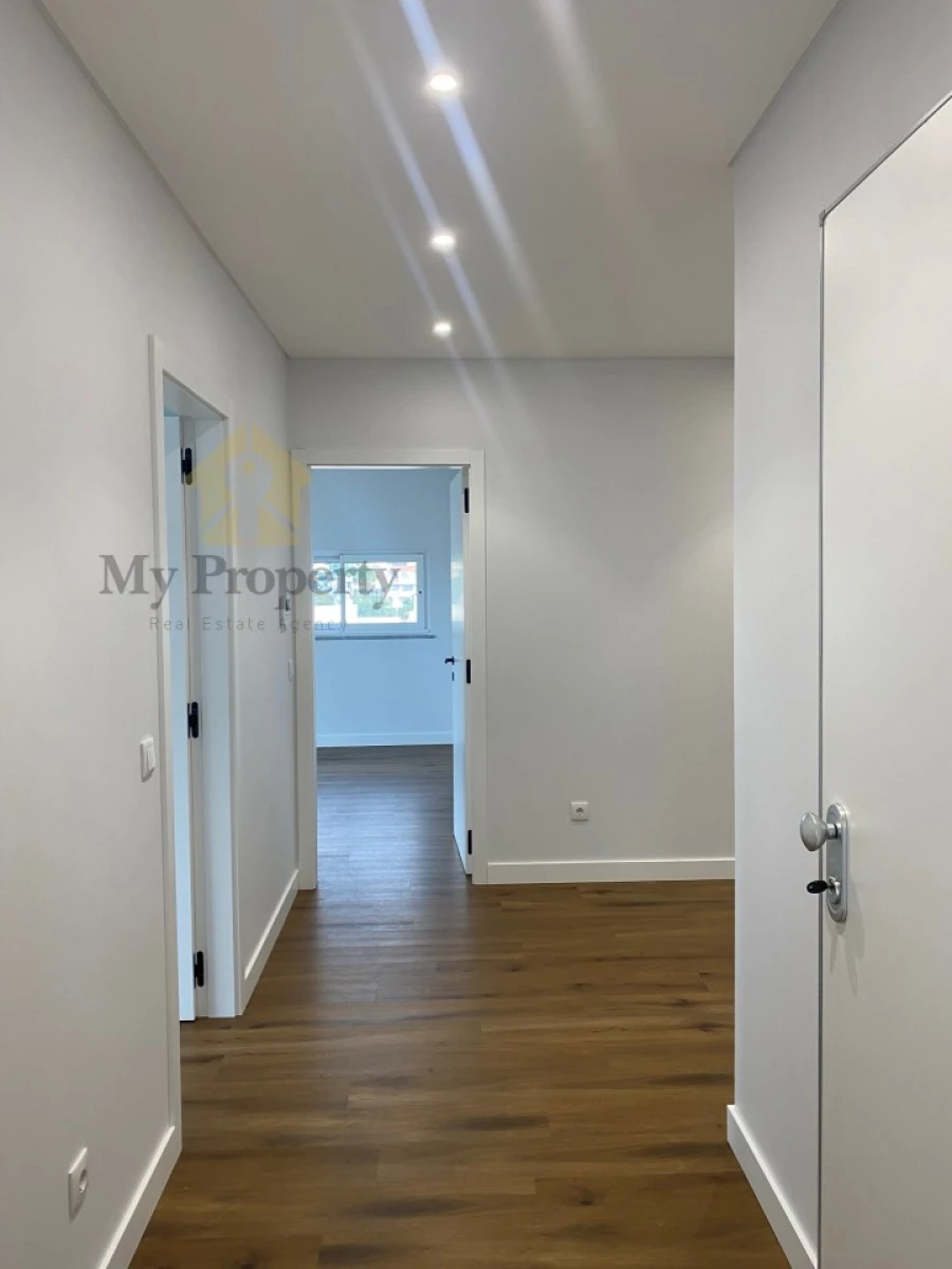 Apartamento T3 para Venda em Albufeira e Olhos de Água Foto 14