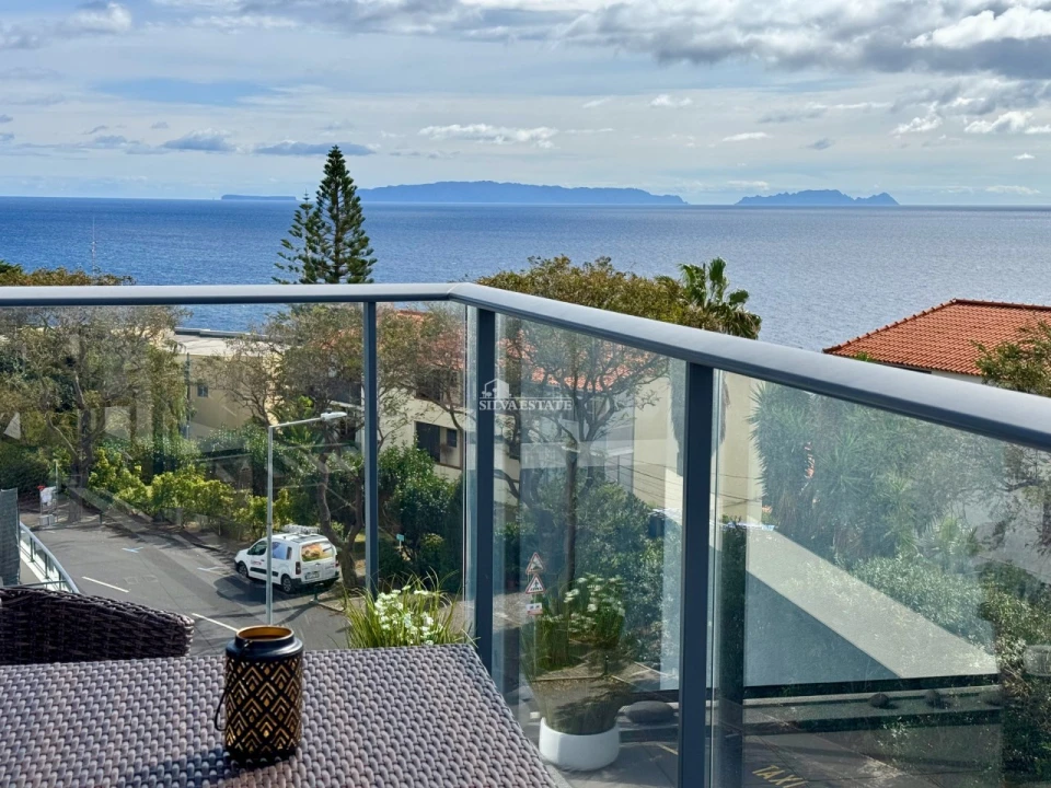 Apartamento T2 para Arrendamento férias em Caniço Foto 2