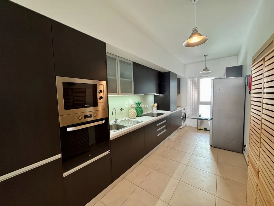 Apartamento T2 para Arrendamento férias em Caniço Foto 20