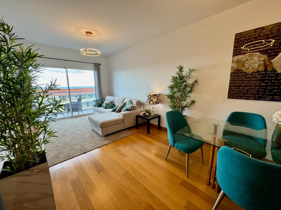 Apartamento T2 para Arrendamento férias em Caniço Foto 7