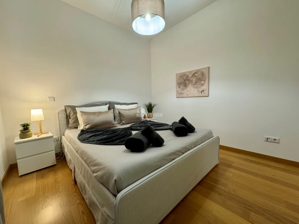 Apartamento T2 para Arrendamento férias em Caniço Foto 29