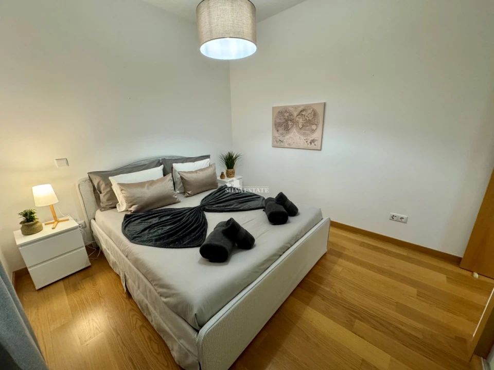 Apartamento T2 para Arrendamento férias em Caniço Foto 30