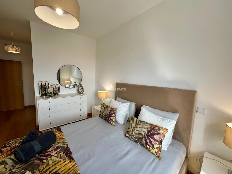 Apartamento T2 para Arrendamento férias em Caniço Foto 39