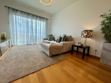 Apartamento T2 para Arrendamento férias em Caniço