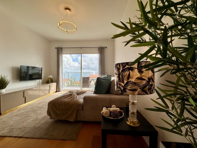 Apartamento T2 para Arrendamento férias em Caniço Foto 17
